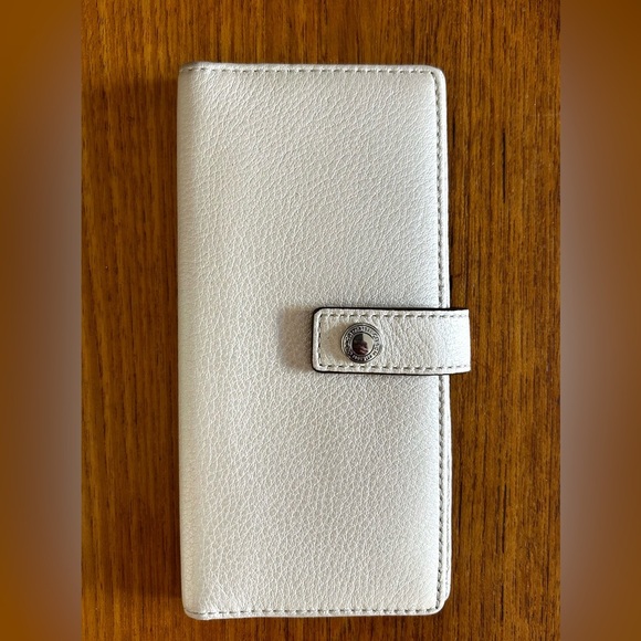 COACH Slim Bifold Wallet | Pearl/Beige Metallic Color | - Picture 2 of 16